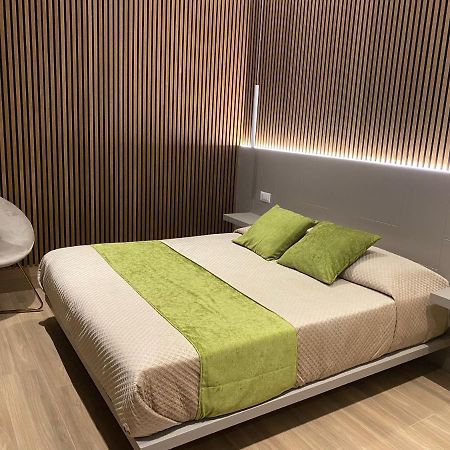 Th Luxury Central 카타니아 외부 사진